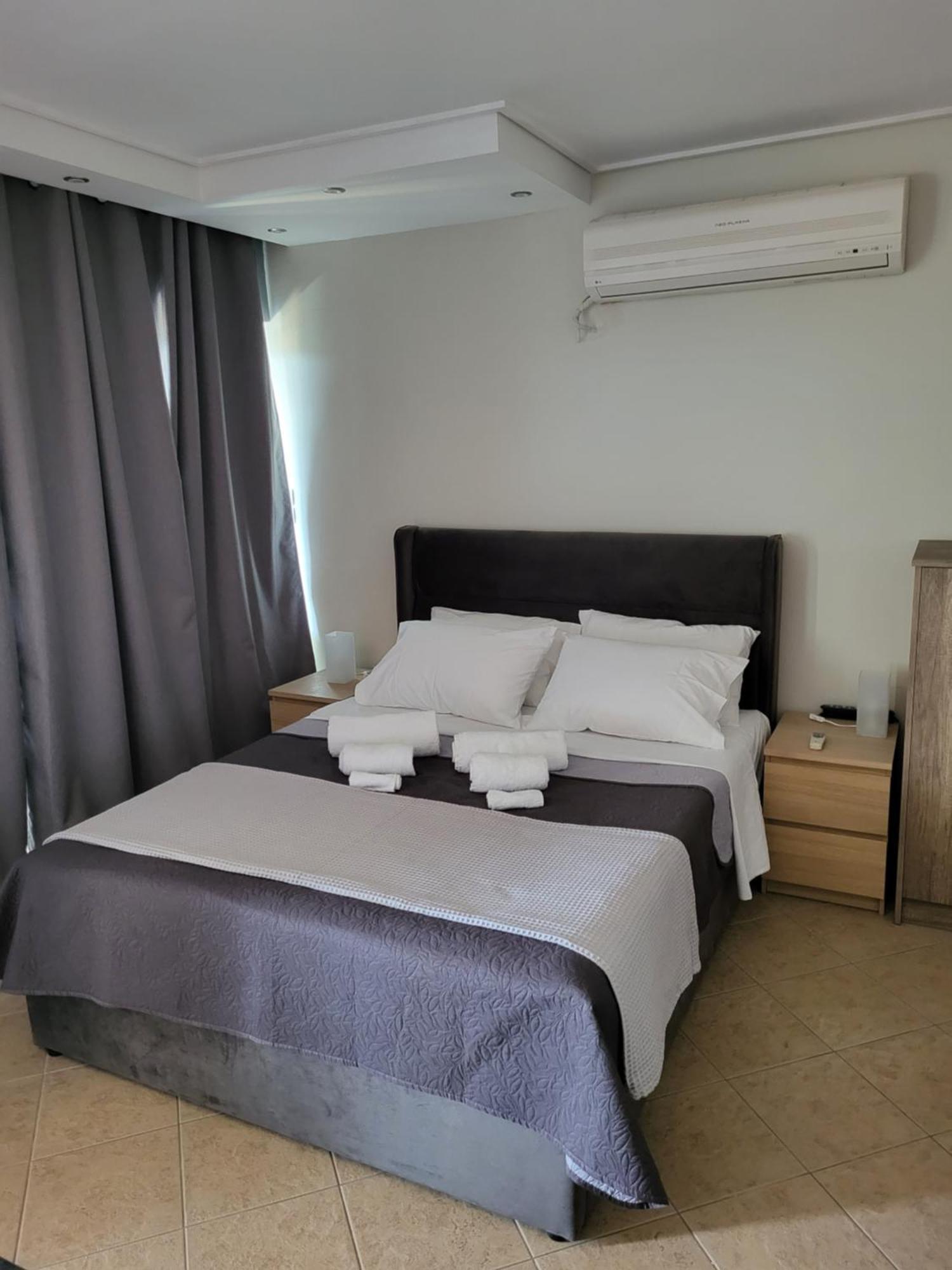 "Stergiou Luxury Apartment 2Nd Floor" Με Κοινη Πισινα Saronida Camera foto